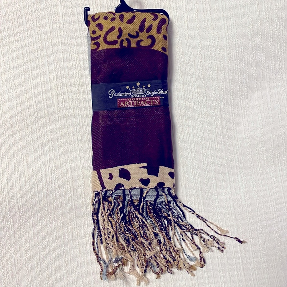 Museum Artifacts multi animal print shawl 🐆🦓🐅🦒